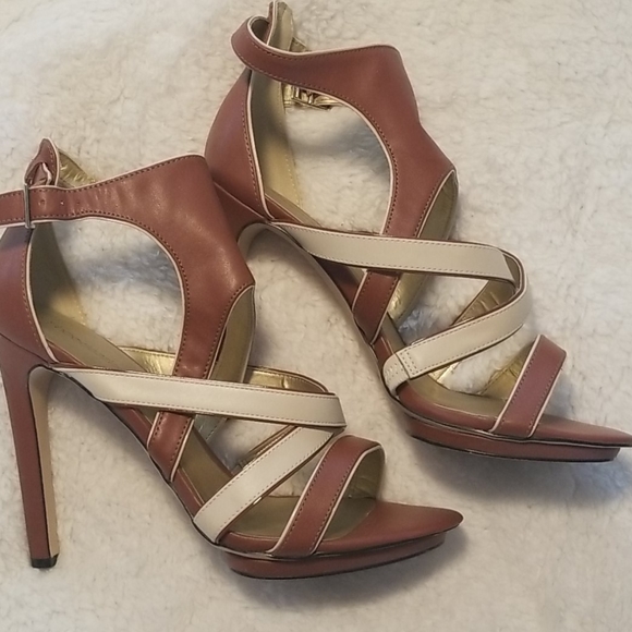 Strappy High Heeled Sandals - Picture 3 of 4
